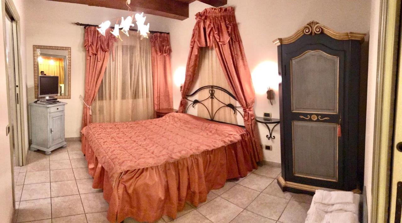 Agriturismo Il Casale Morrovalle Eksteriør bilde