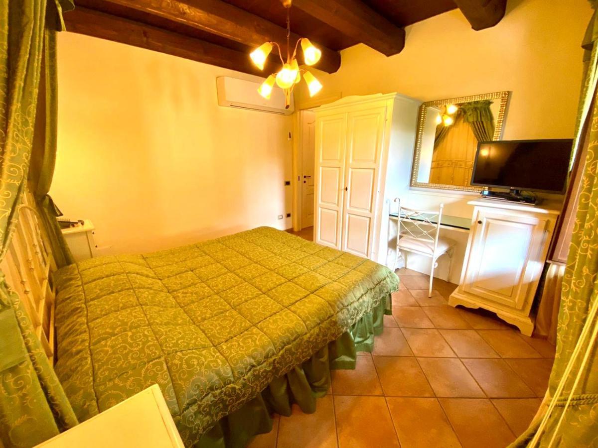 Agriturismo Il Casale Morrovalle Eksteriør bilde