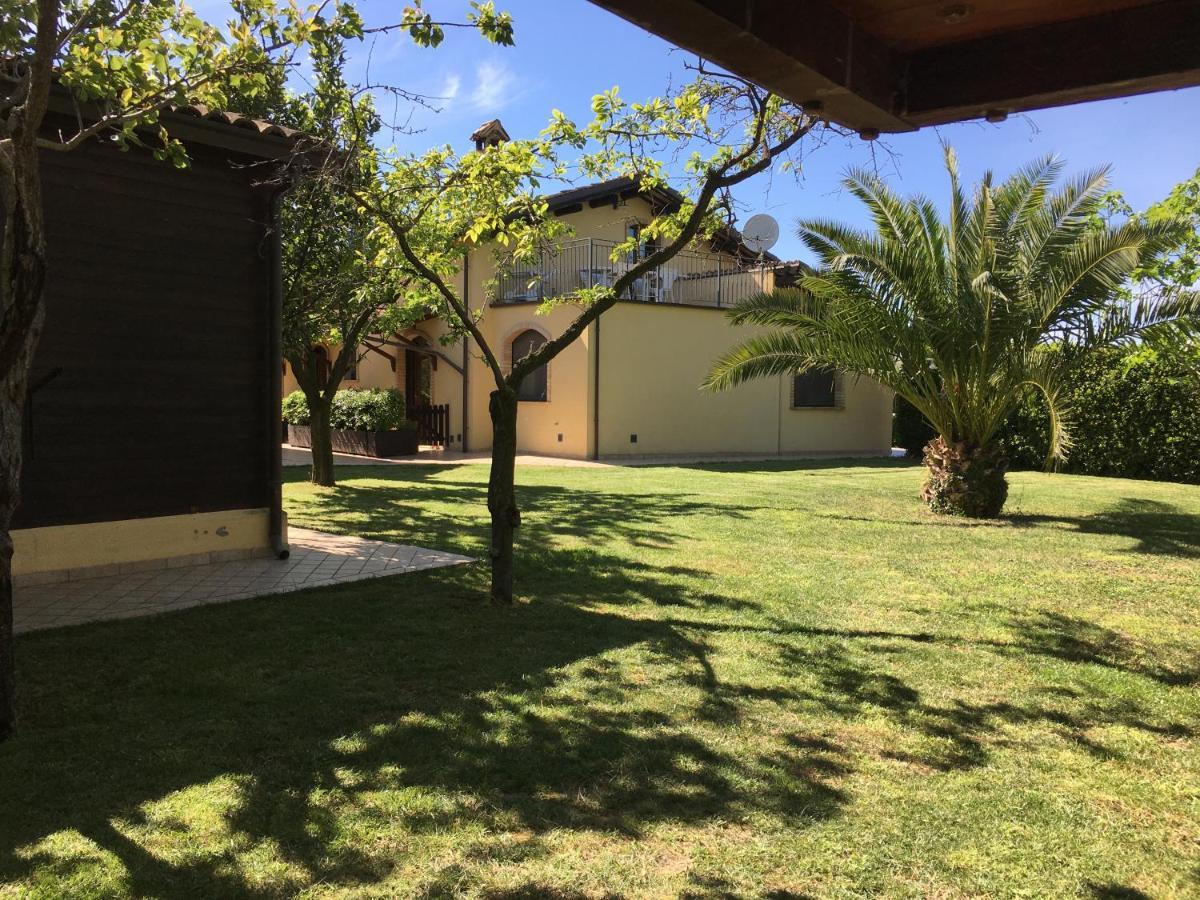 Agriturismo Il Casale Morrovalle Eksteriør bilde